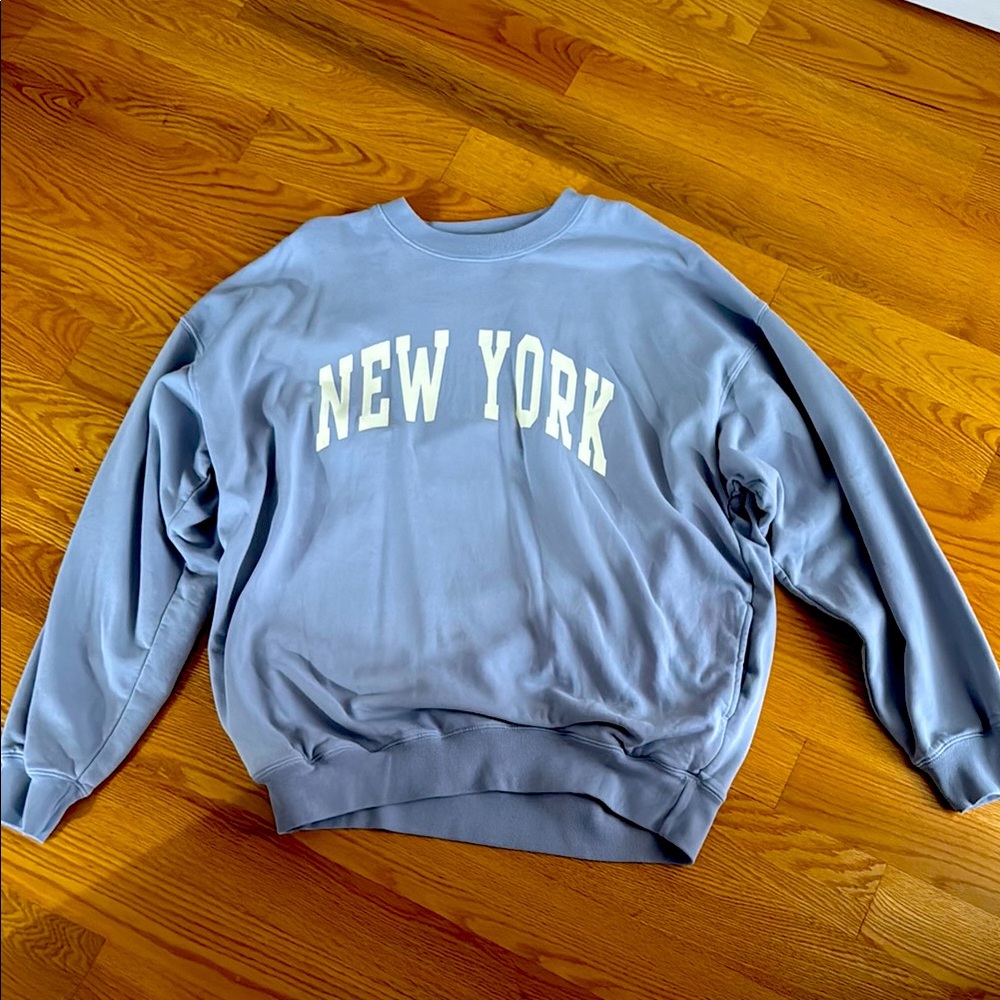 John Galt New York Blue Women's Sweatshirt 
Excellent condition,oversized
